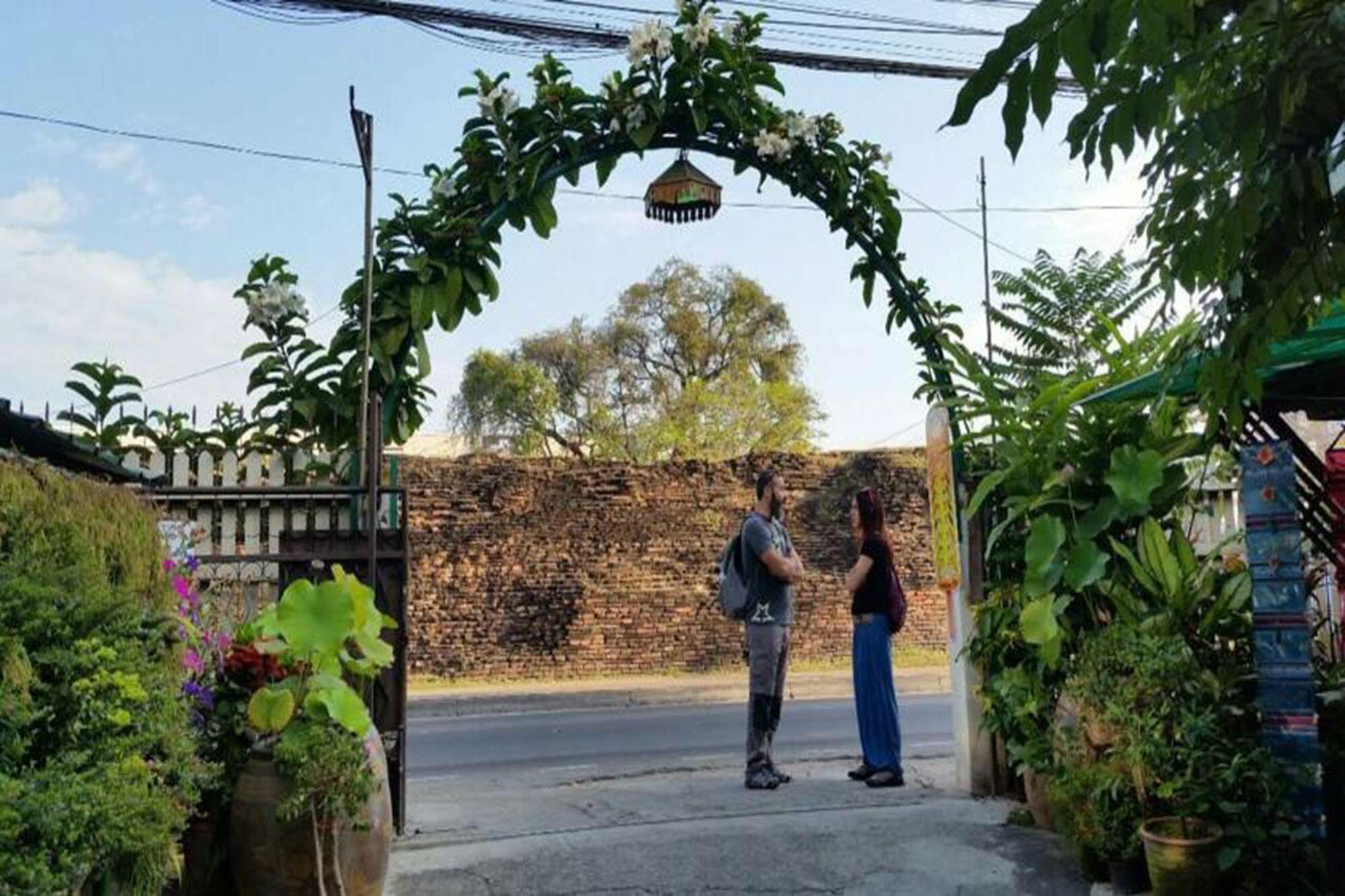 צ'יאנג מאי Siriwan Guesthouse מראה חיצוני תמונה