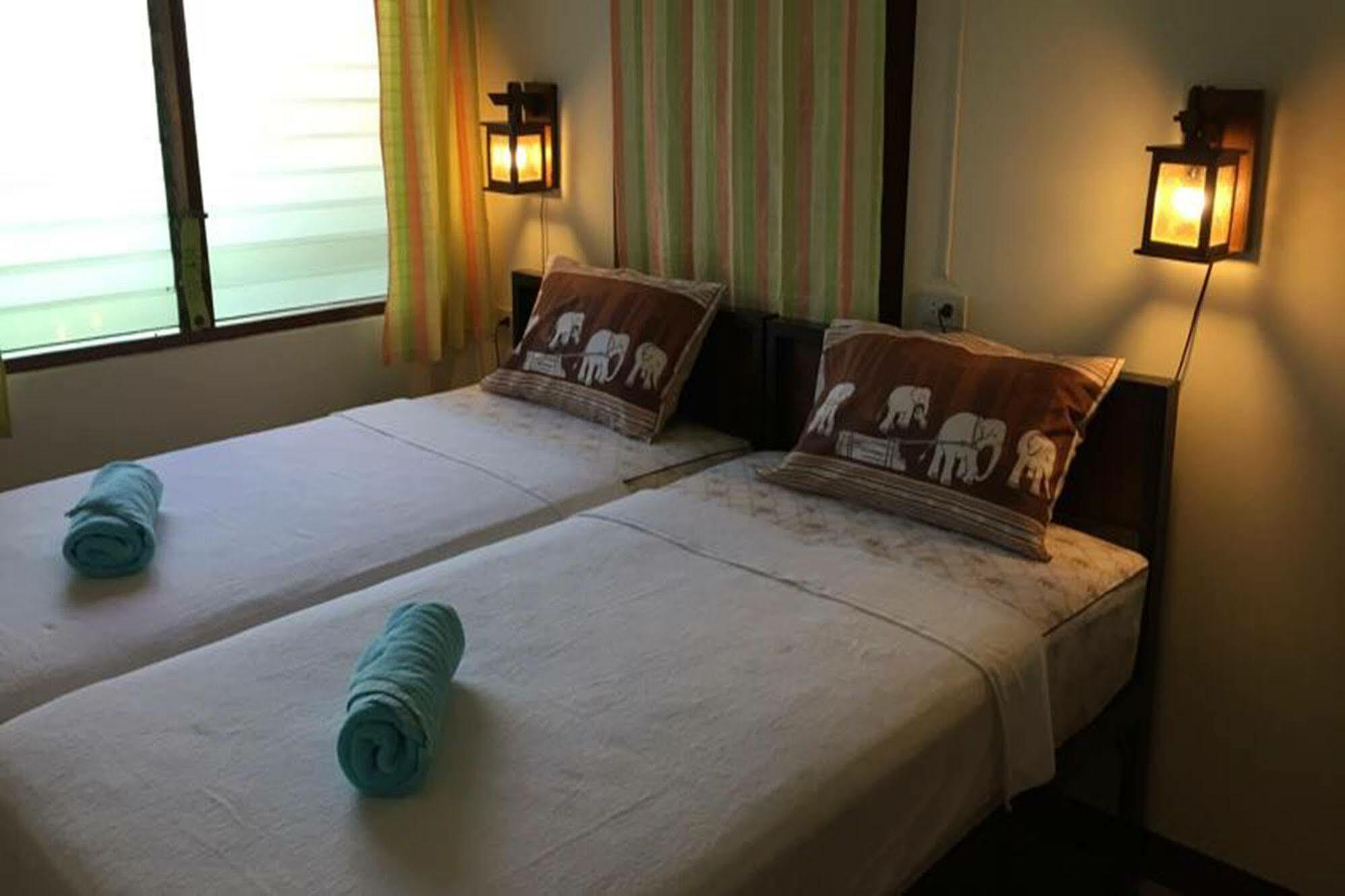 צ'יאנג מאי Siriwan Guesthouse מראה חיצוני תמונה