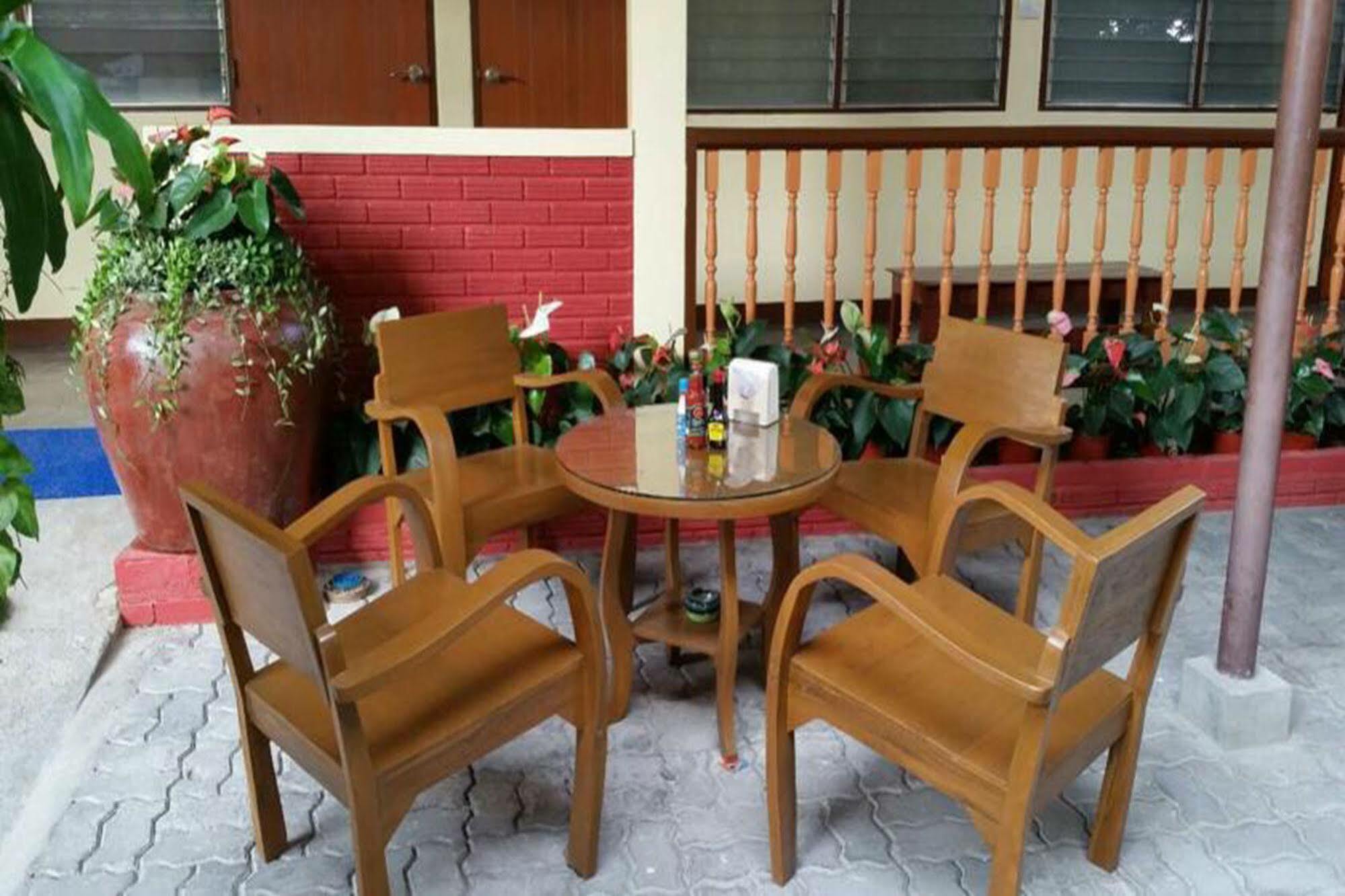 צ'יאנג מאי Siriwan Guesthouse מראה חיצוני תמונה